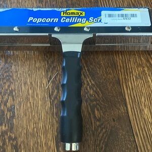 Popcorn ceiling scrapper